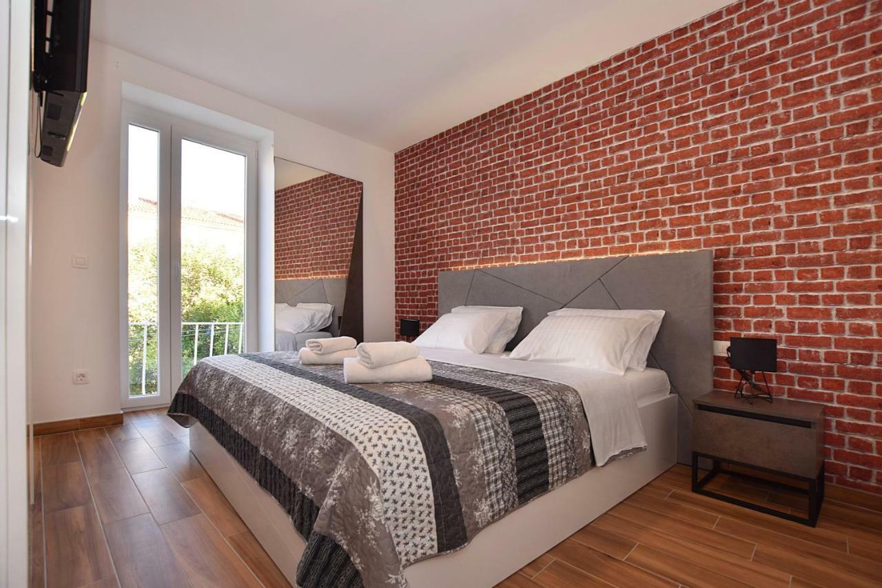 Four Corners Apartment *